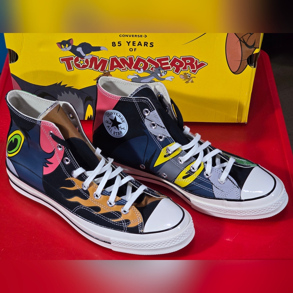 Converse Tom And Jerry 70s Chucks Mens 11.5 NEW In Box All Over Print A15110C